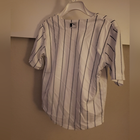 NY Yankees T-shirt - Picture 7 of 9